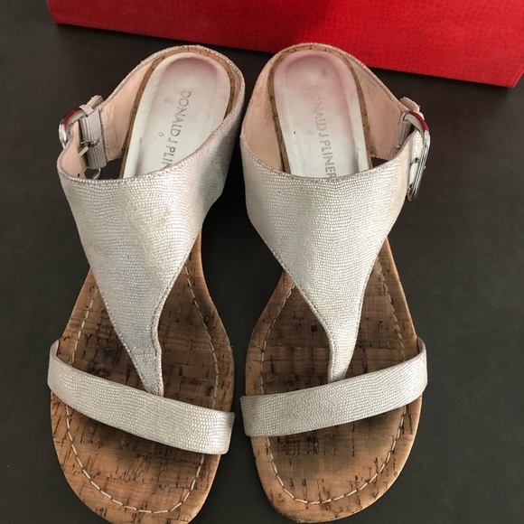 Donald Pliner Sandals Size 8.5 - Picture 2 of 10